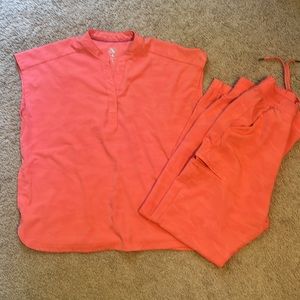 Healing hands scrubs set